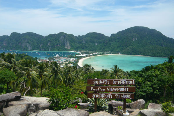 Koh Phi Phi Island und der Strand aus dem Film „The Beach“