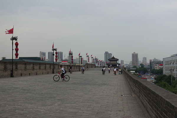 Xi An Sehenswürdigkeiten Stadtmauer oben 3